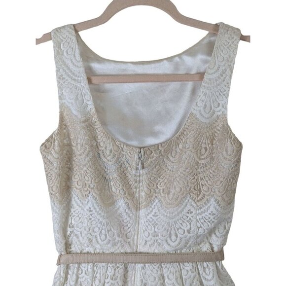 White House Black Market Women size 0 Dress Crochet Lace Overlay Belt Cruise NYC - Picture 9 of 11